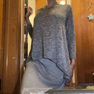 Rue21 Heather Gray Women's Tunic Top with Hood